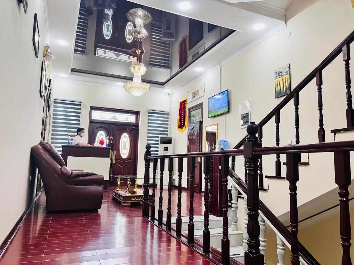 Alisher Hotel 杜尚别 外观 照片