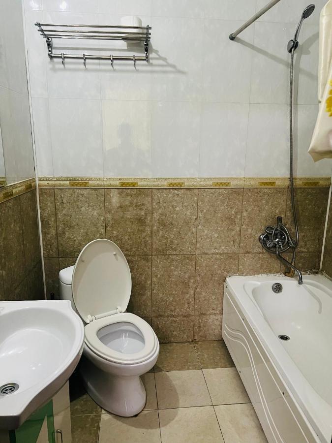 Alisher Hotel 杜尚别 外观 照片